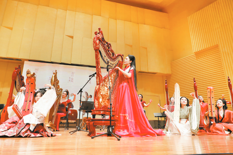 奏响盛世弦歌！鲁璐和她的“朋友们”为新乡奉上新春音乐会